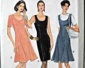 Vogue Easy Options 8991, Misses' Dress, Sizes 12, 14, 16