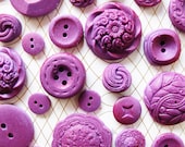 25 Edible Chocolate Buttons: Violet Autumn Il_170x135