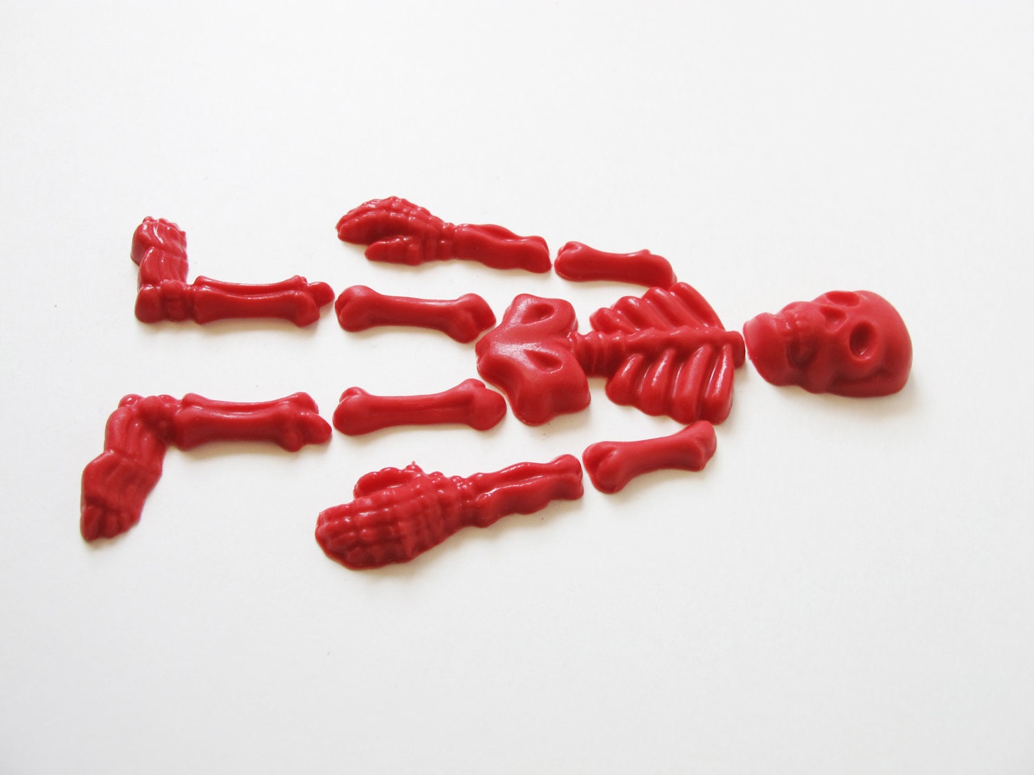 5 Chocolate Skeleton Pieces: Red Bones