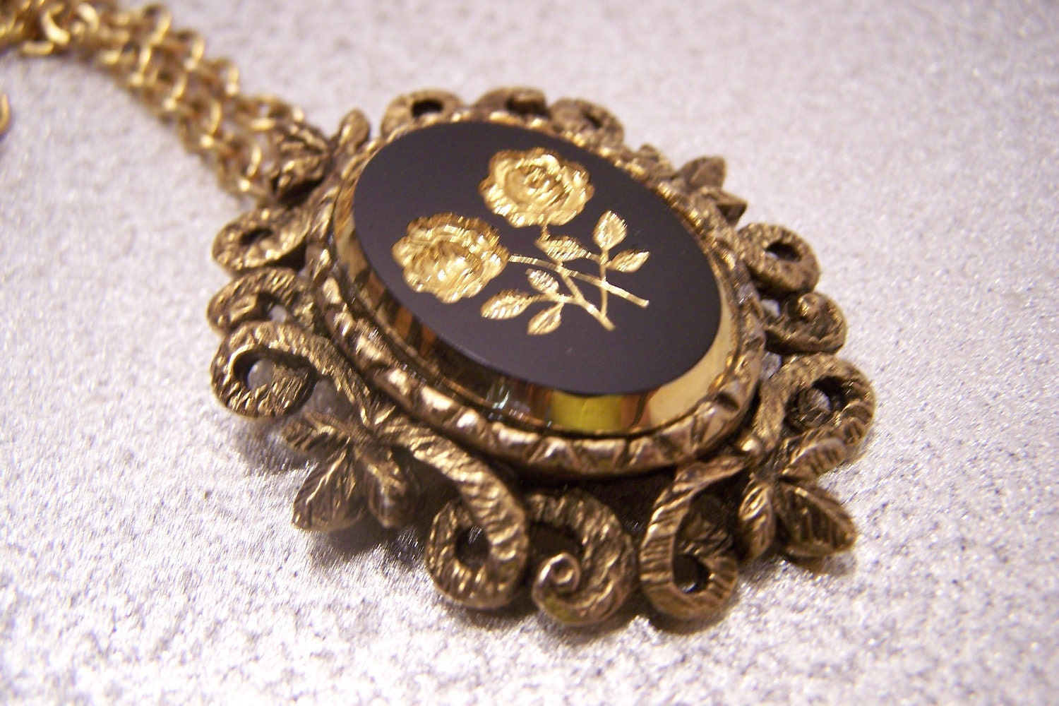 Black and Gold Floral Necklace N3667