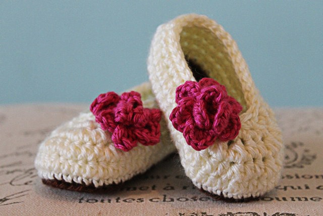 CROCHET PATTERN PDF - Crochet Baby Girl Booties with Rose Flower - Rose Booties - Instant Download