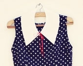 Detachable white pointy collar with red ribbon closure - Made to order