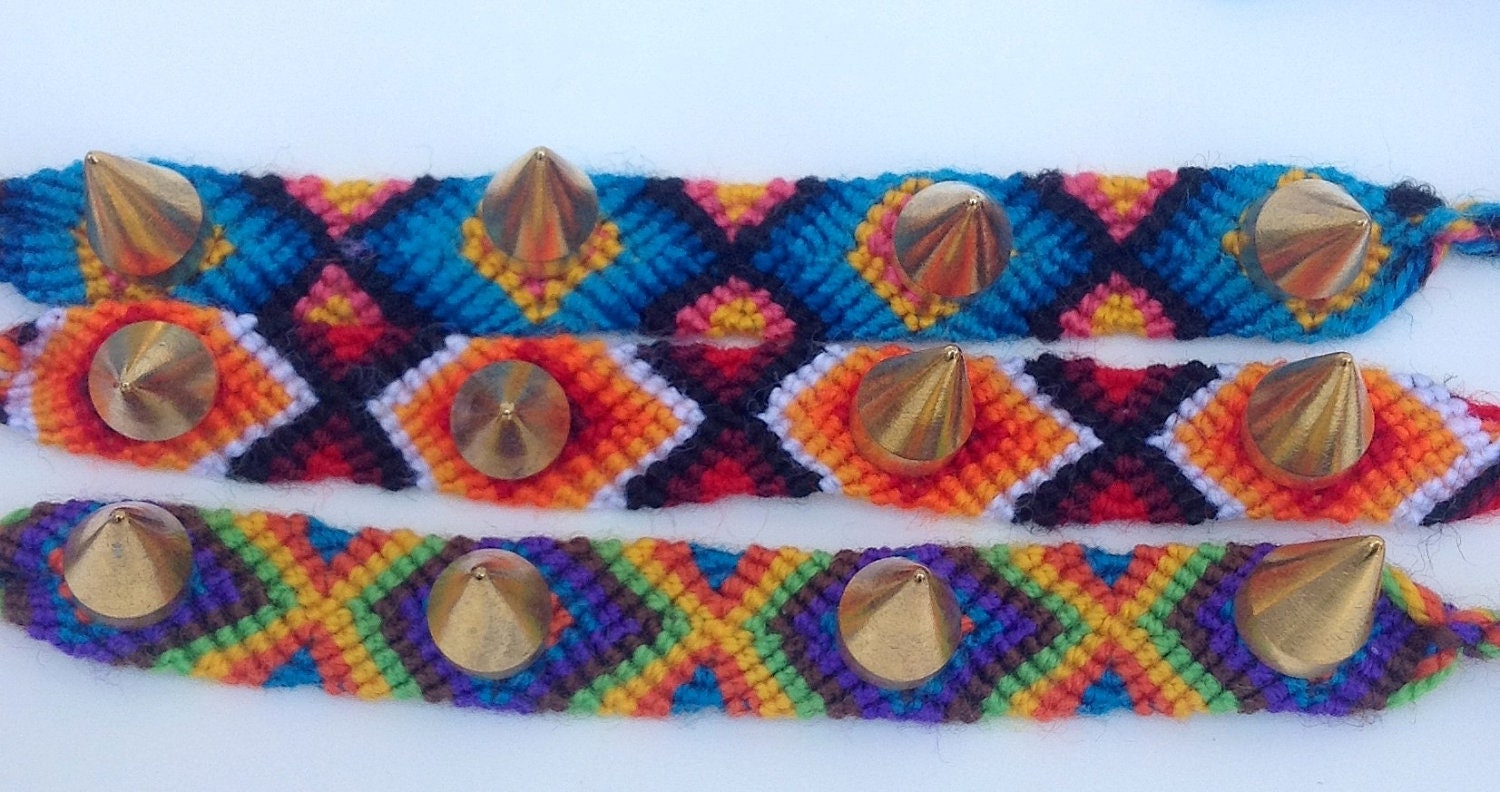 BLACK FRIDAY Large LuLu Spikes Friendship Bracelet Gold
