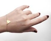 NEW - Minimal triangle bracelet