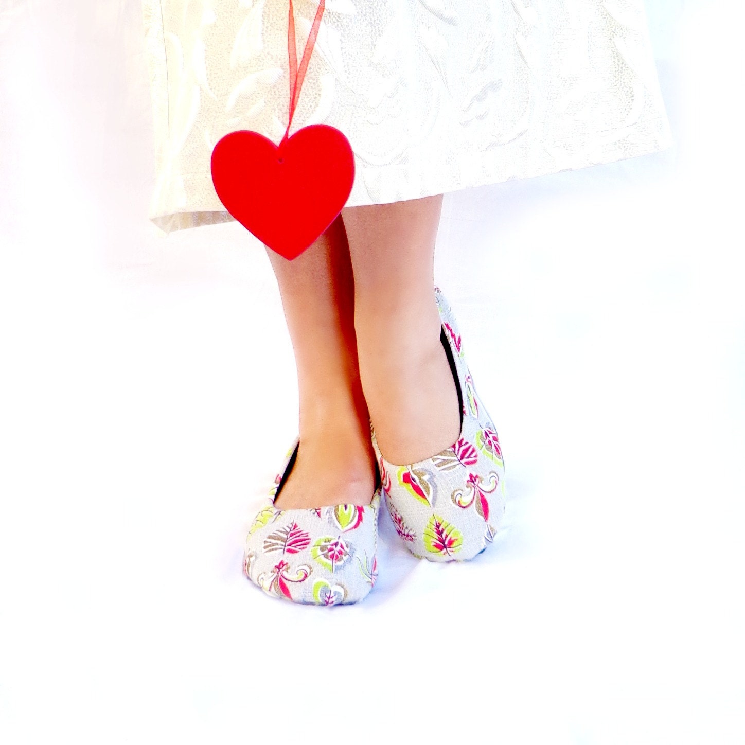 Modern Valentine Slippers, Vintage Barkcloth Ballet Flats, Slip on Shoes, Mid Century Fabric Shoes
