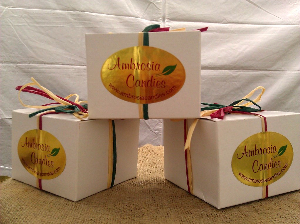 Half Pound Gift Box - Gourmet SOFT Peanut Brittle - Gift Sets - Holiday Gifts - No Gluten Dairy Cholesterol Preservatives