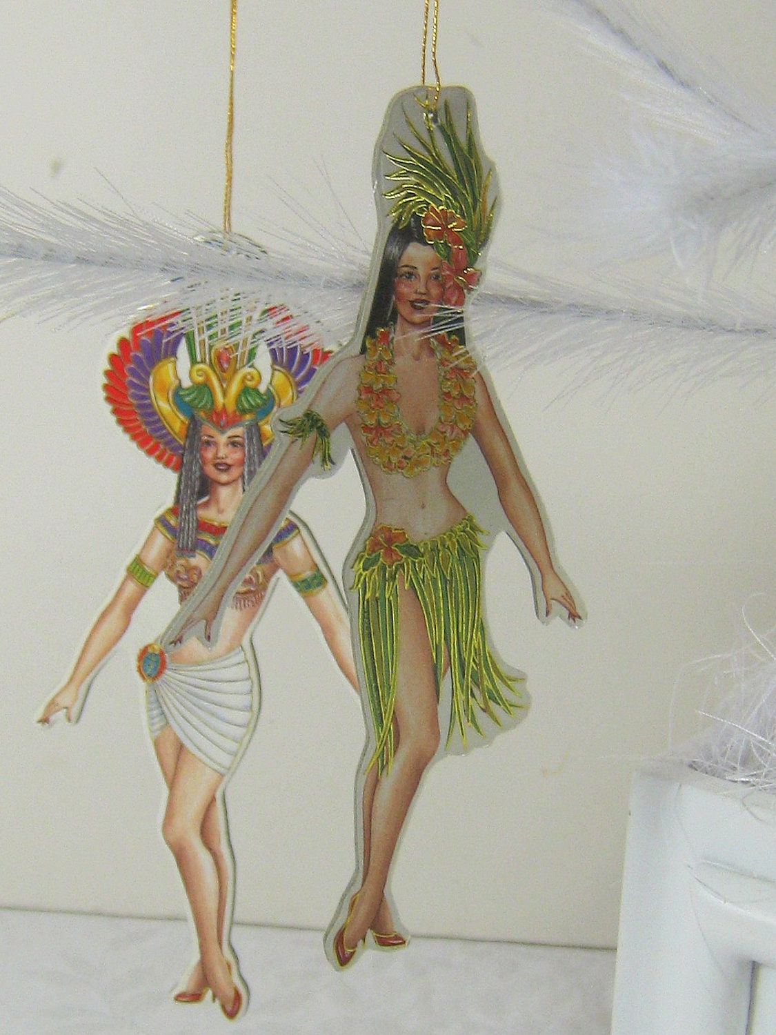 Vintage Carmen Miranda Ornaments Paper Christmas Tree Set/4