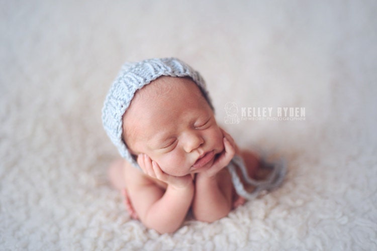 the Faithful : Newborn Bonnet  Hat -  Newborn Photo Prop -  newborn knit hat, baby hat, photography prop