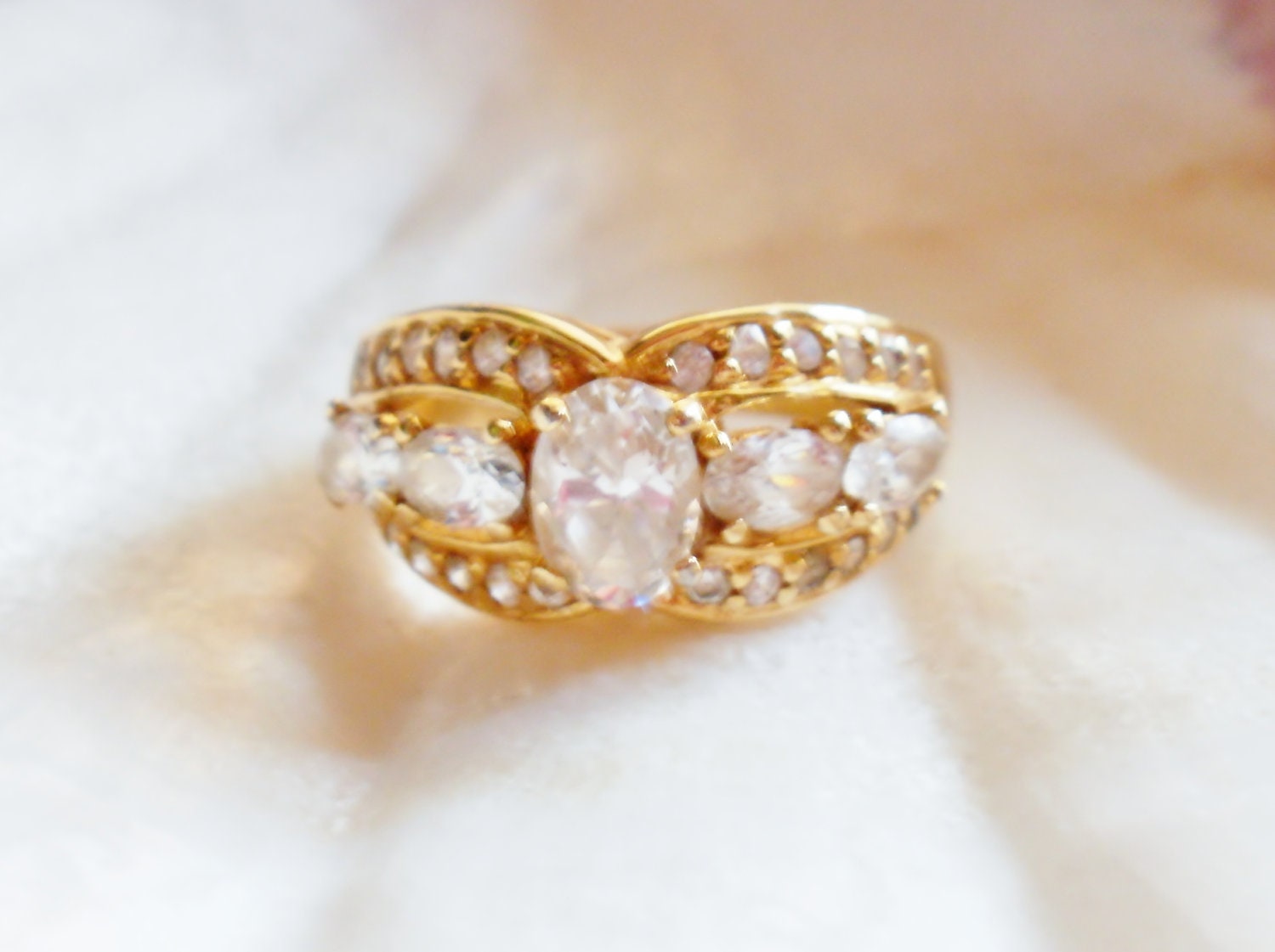 Double Horseshoe and Faux Diamond Engagement Ring - Size 6.5 - A2 Double Horseshoe and Faux Diamond Engagement Ring - Size 6.5 - A2