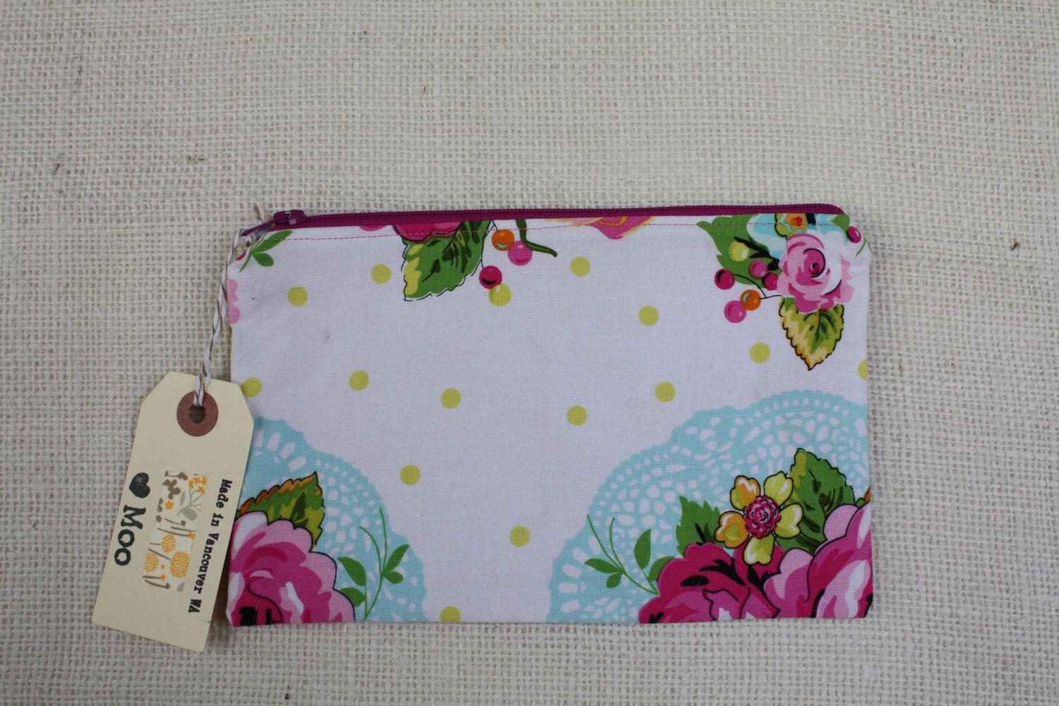 Dainty Floral zipper pouch with Pink Lining