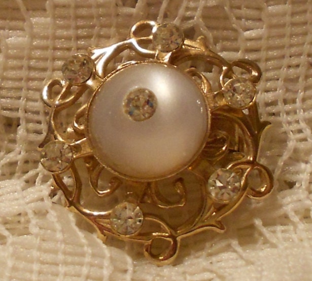 Vintage White MoonGlow and Rhinestone Brooch Pin