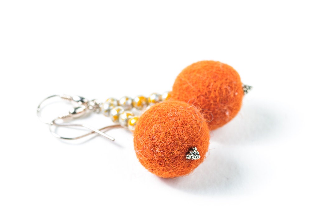 Orange Autumn Earrings Felt Beadwork Earrings Felted Autumn Jewelry