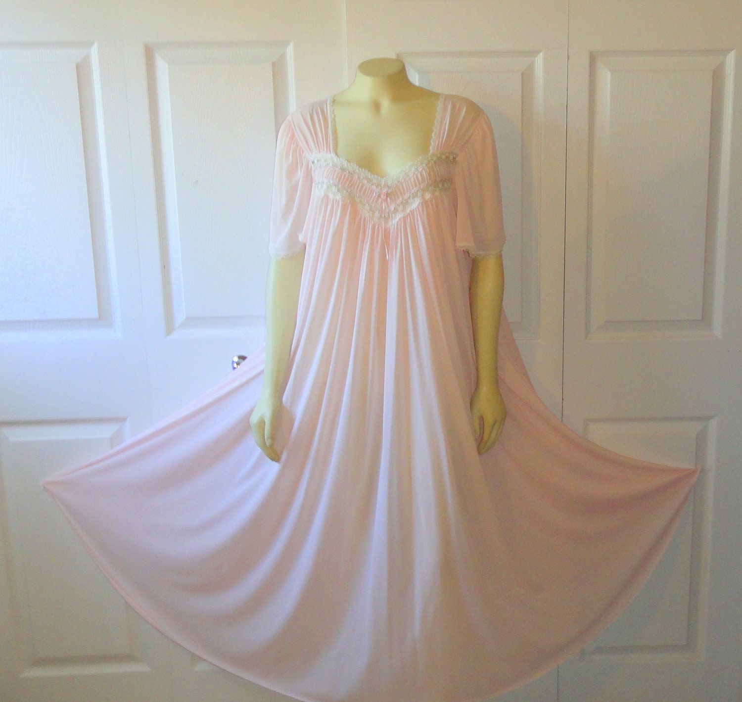 vintage miss elaine nightgowns