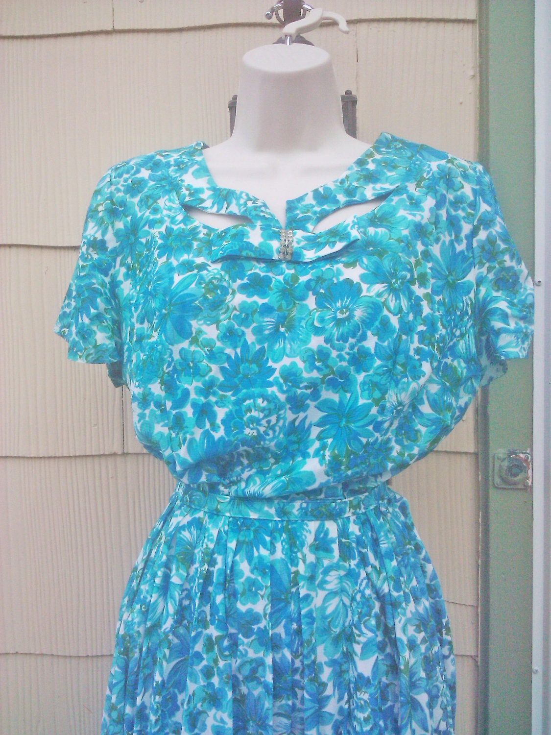 Vintage 1950s Blue Floral Dress/ Rhinestones/ Rockabilly/ VLV/ Large