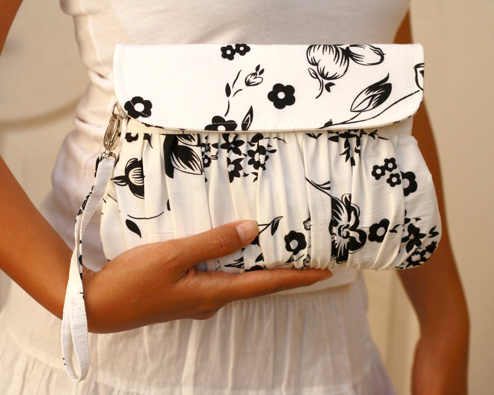 Wedding clutch black and white pleated wristlet purse
