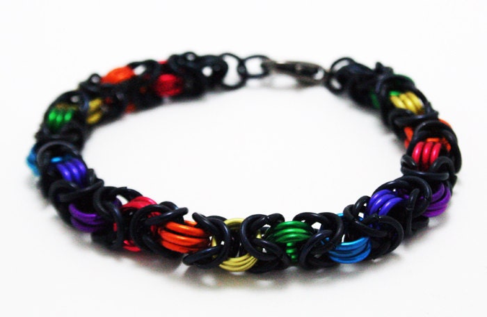 Chainmaille Bracelet: Rainbow LGBTQ Pride in Byzantine