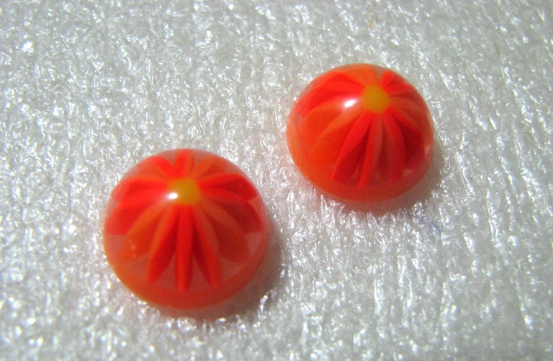FINAL CLEARANCE Vintage Lucite Orange Daisy Cabochon bead destash