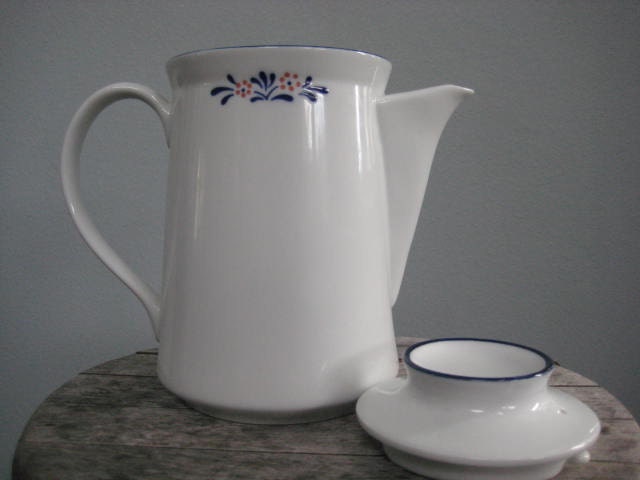 Vintage Blue and White Coffe pot/Teapot with Flower Detail
