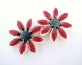 Burgundy daisy earrings big ceramic daisies maroon gunmetal stud posts