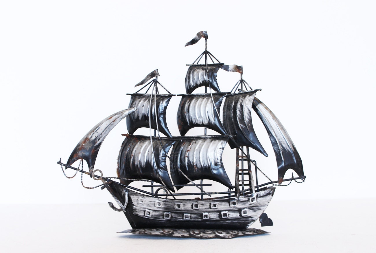 Vintage pirate ship boat model black
