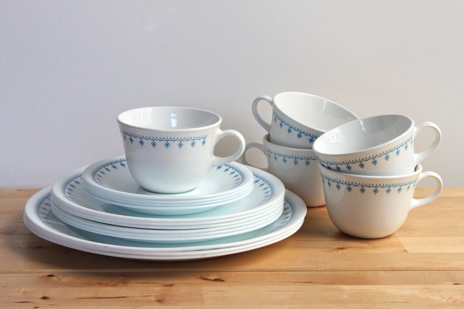 Corelle Snowflake Garland Dinnerware with Winter Snowflake Blue Design