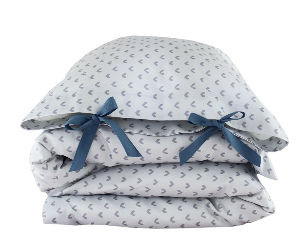 ORGANIC Toddler Bedding set - Butterflies - blue