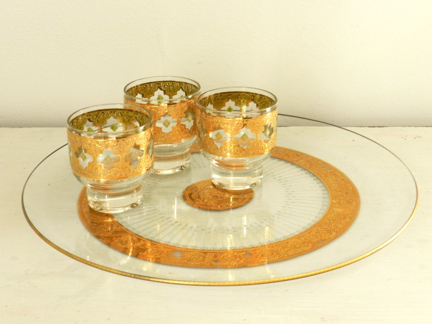 Vintage Culver Glass Serving Tray Round Gold Tyrol by ModRendition