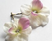 Ivory White Hydrangea Bobby Pins, Bridal Party, Wedding Hair, Floral - FastCrawl