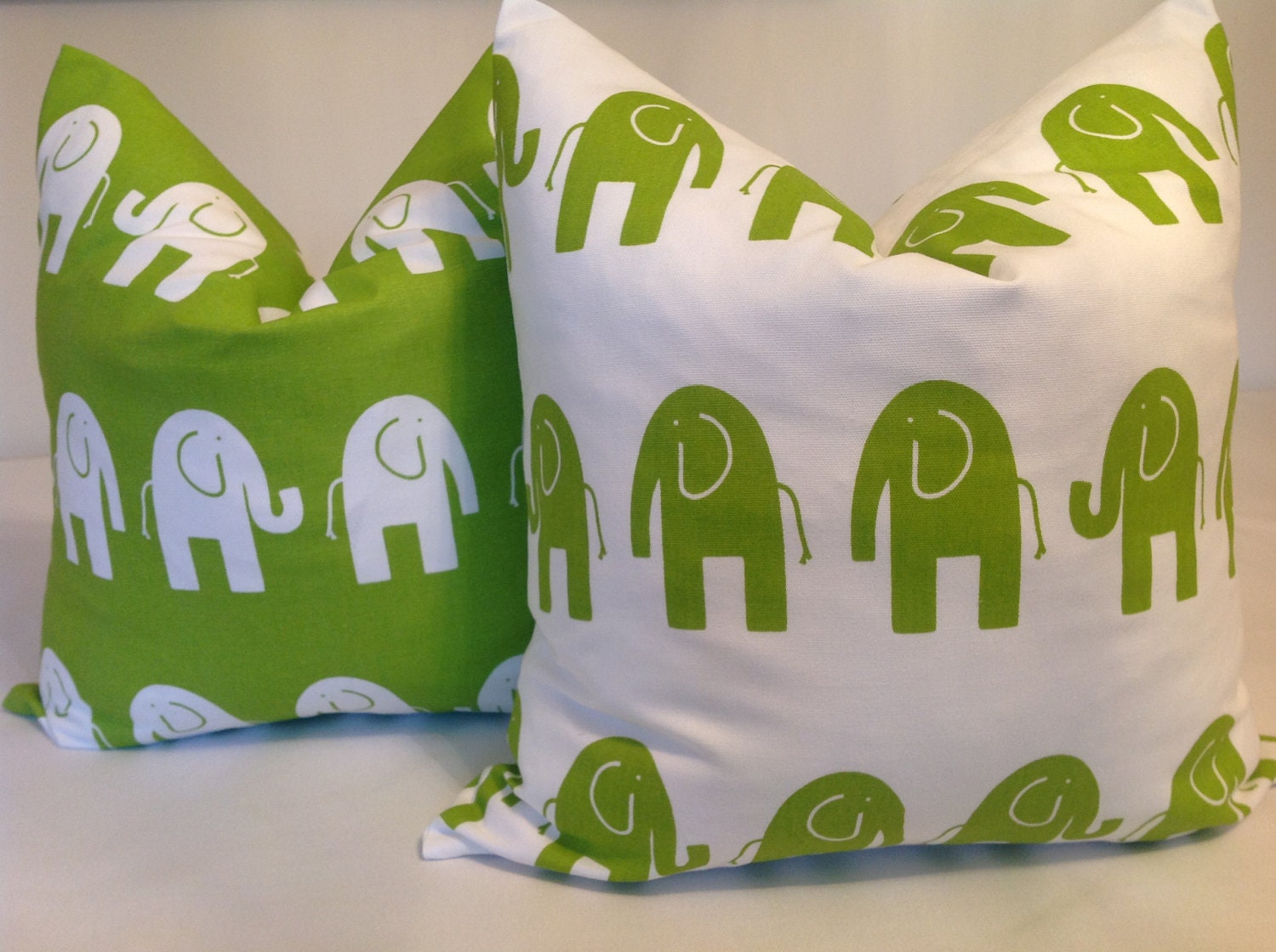 Pillows.Green Pillows.Pair of decorative  PILLOW COVER 20x20 inches. Invisible  Zipper Closure
