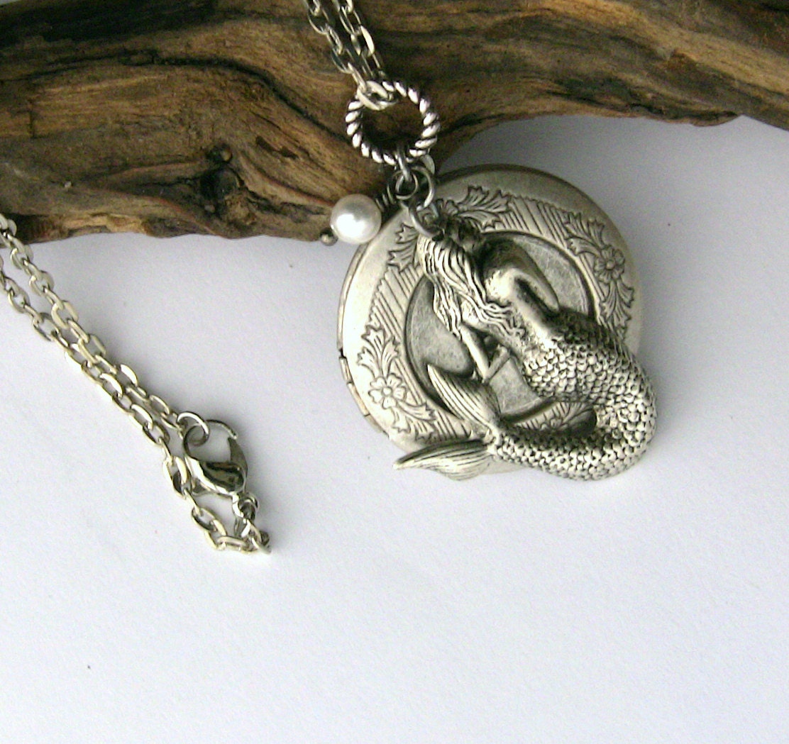 Mermaid Locket Antique Photo Locket Mermaid Gifts Silver Locket Necklace Gift for Her