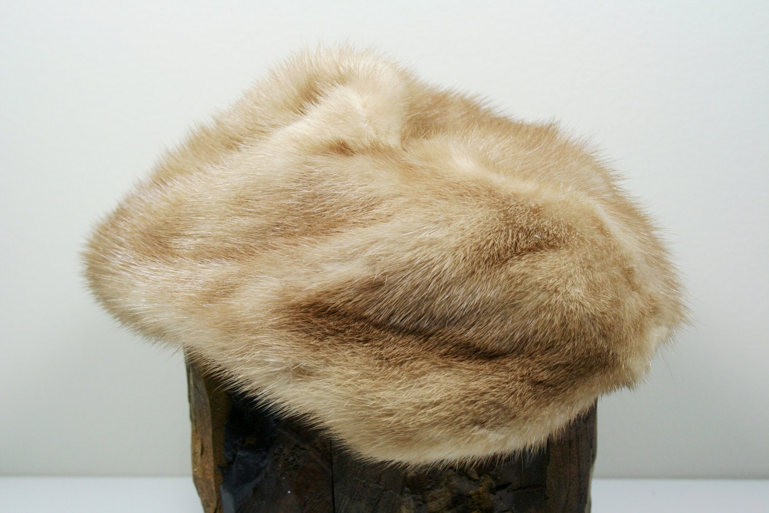 Vintage Ladies' Honey Brown Mink Hat
