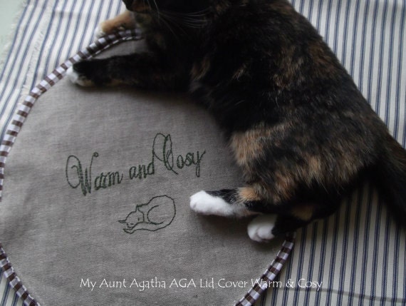 AGA cover " Warm and Cosy", handembroidered