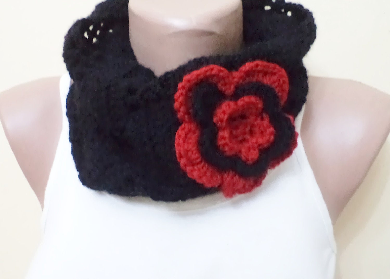 Valentines days, Women accessories, Crocheted Cowl Scarf, Black and Red neckwarmer. Winter accessories. cowl.