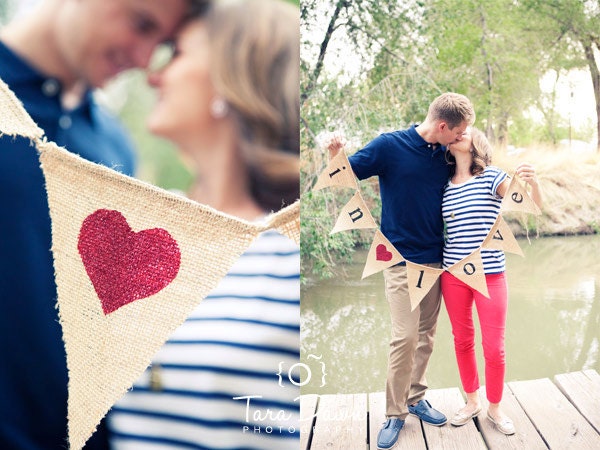 IN LOVE burlap banner - mr and mrs wedding sign - wedding sign - engagement photography prop - hearts - wedding garland