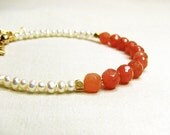 Peach moonstone bracelet White pearl bracelet Layering stacking bracelet Orange gemstone beaded bracelet Beaded jewelry Mothers Day