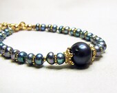 Black pearl bracelet 24K gold vermeil beaded bracelet Stacking layering bracelet Feminine pearl jewelry Beaded jewelry