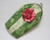 Frame Coin and Glasses Purse - green grass and flower