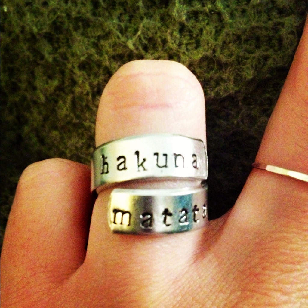 Hakuna Matata//The original twist aluminum ring
