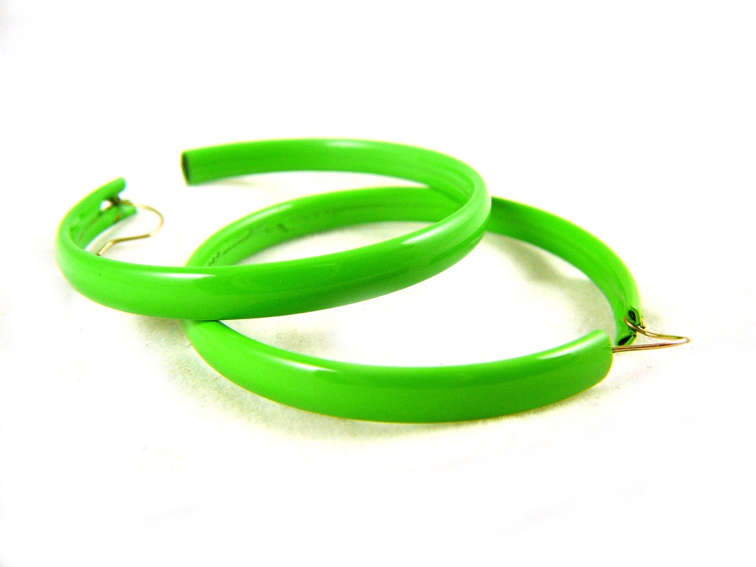 Neon green vintage metal hoop earrings - enamel - large - hinged sexy bright light 1980s