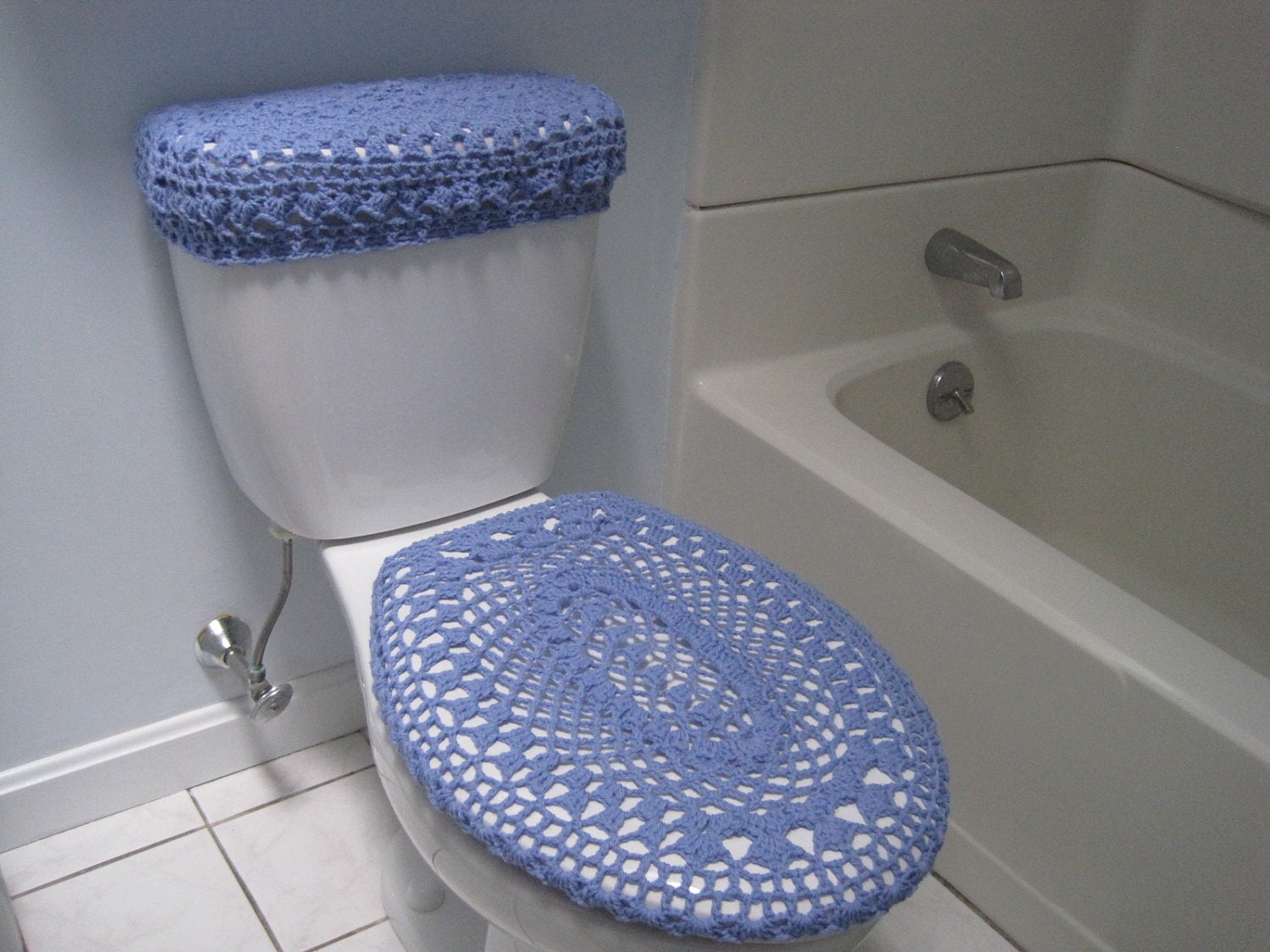 Set of 2 Crochet Covers for Toilet Seat & Toilet Tank Lid, Cozies - blue bell (TSTTL4B)