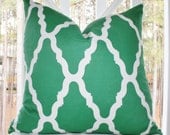 Decorative Designer Green Pillow - Emerald Green Quatrefoil Geometric Trellis Pattern Designer Cover 20 x 20 - Throw Pillow