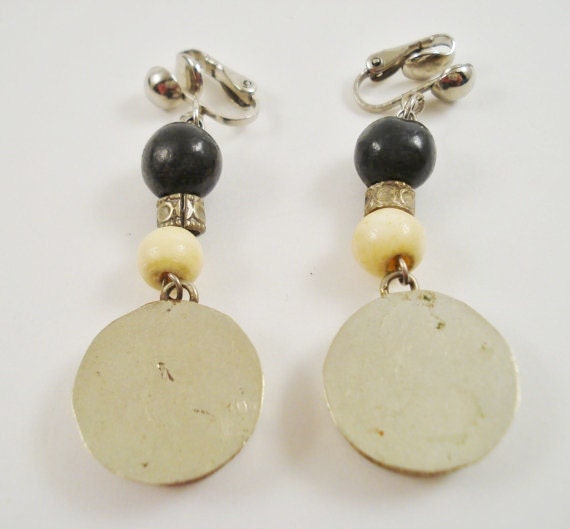 Vintage Yin-Yang Earrings / Taoist Tagitu Fish-Like Shape Earrings / Dark and Light Earrings / Ethnic Earrings