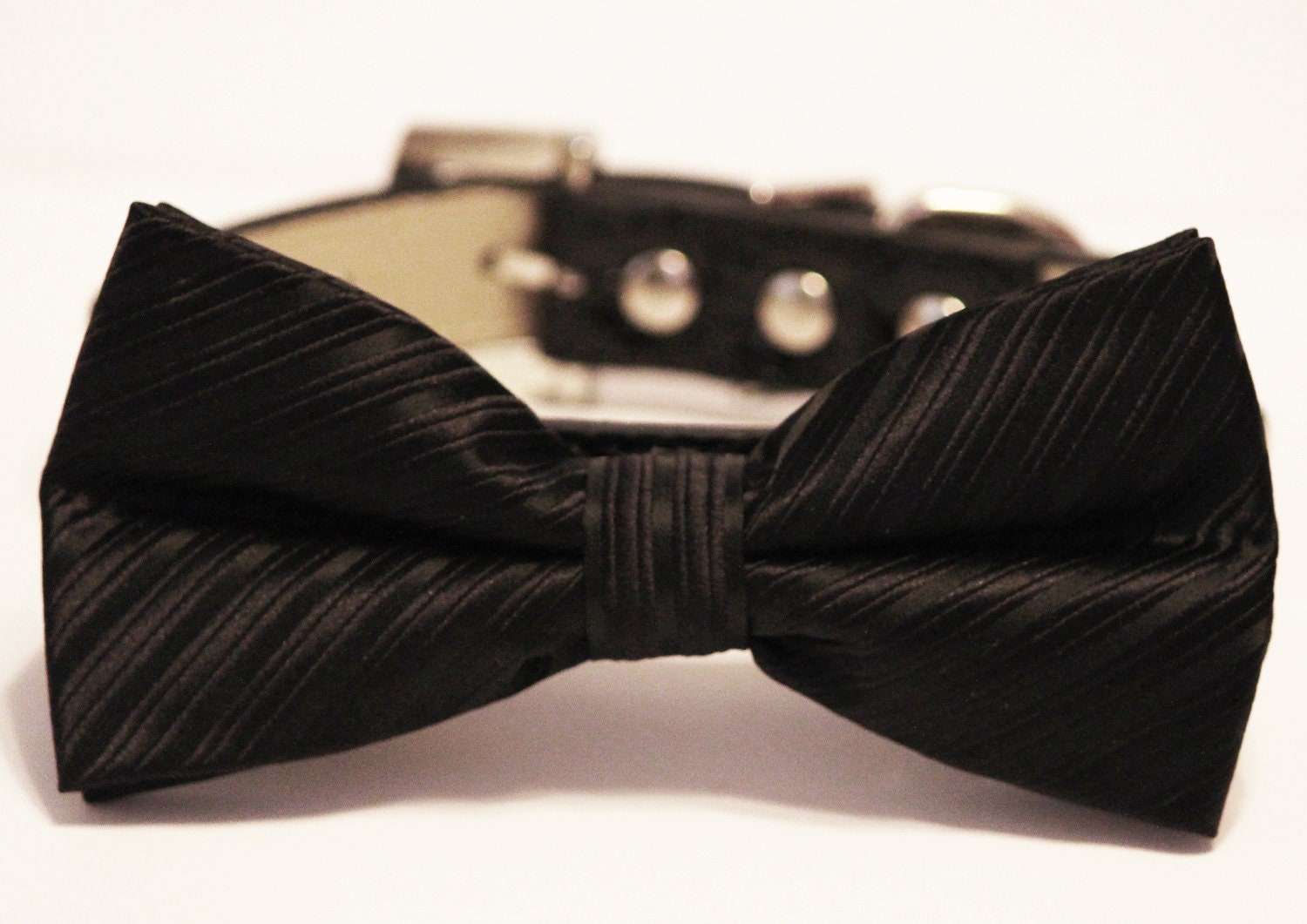 ... quality Black leather collar- Chic Wedding dog bow tie, Dog Bow Tie ... quality Black leather collar- Chic Wedding dog bow tie, Dog Bow Tie