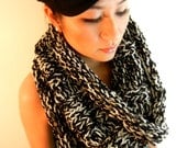 LIX PERLE: Chunky, Black/Ivory/Gold, Circular Hood Tube, Black Damask Cowl Scarf