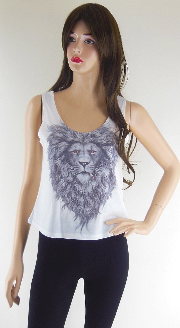 Lion Smoking Pipe Cigar Animal Style Art Fashion Lion Women Crop Top Tank Lion T-Shirt  Screen Print Size S