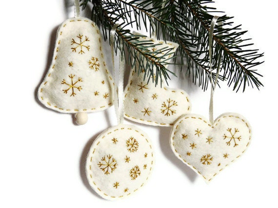White felt christmas home decor embroidery ornament - myRainbowWorld