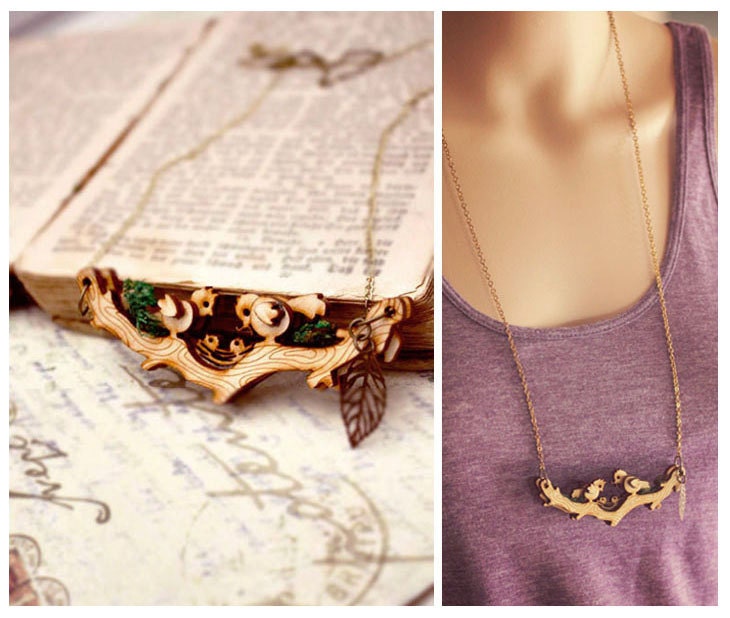 MOVABLE Birds on branch woody necklace