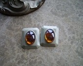 Vintage 80's Metal and resin Earrings, rectangle, Creamy pearl and topaz,  Faux jewelry