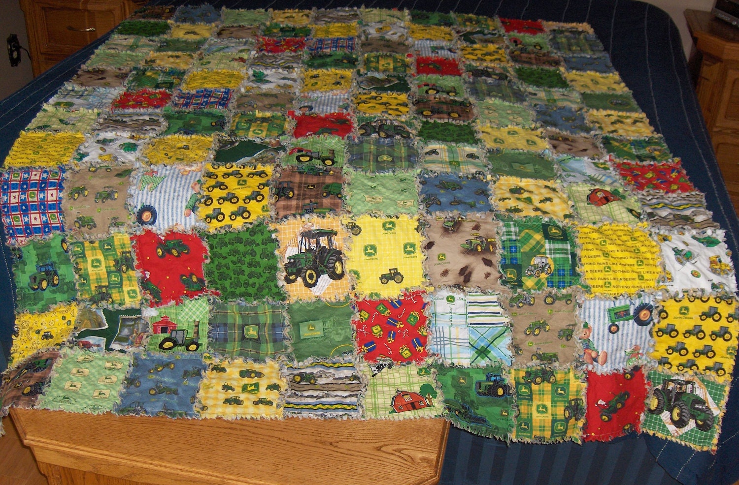 rag-quilt-24-different-john-deere-fabric-twin-size-j-by-1723diane