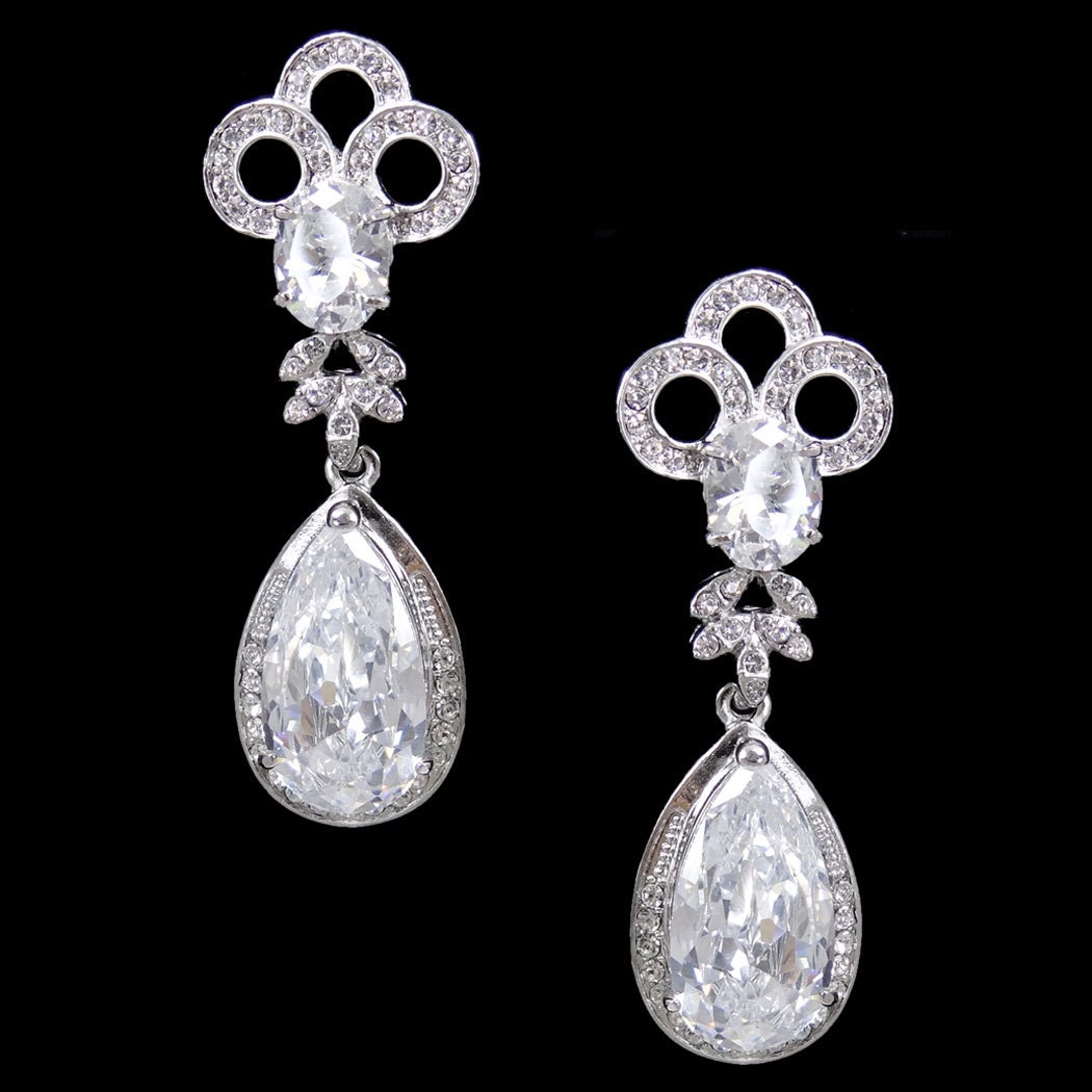 Sparkle Wedding Flower Oval Drop CZ Cubic Zirconia Earring, Clear Swarovski Crystal Floral, Bridal Jewelry Pierced Dangle Earring-153984564